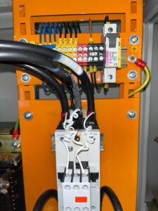 obrazek do wpisu Kompensacja mocy biernej – ukryty koszt, który możesz wyeliminować